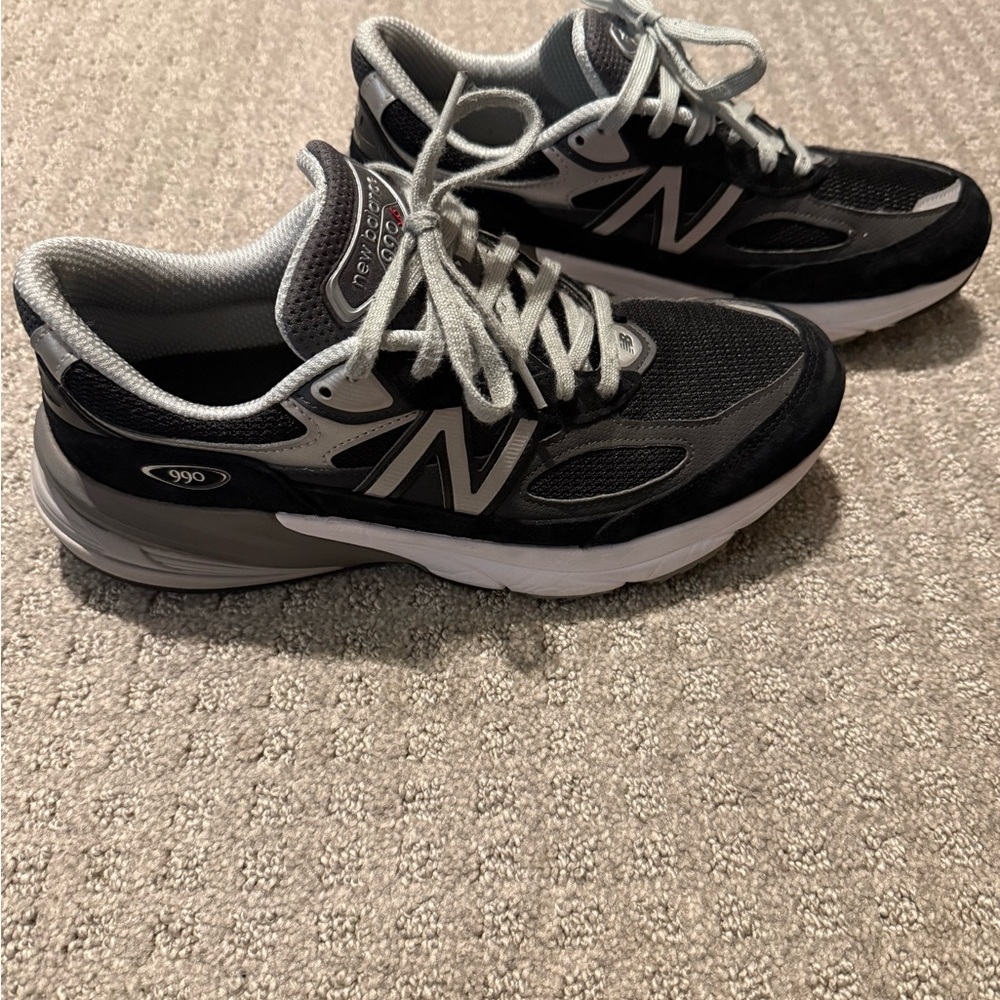 New Balance 990 Black and White Running Shoes